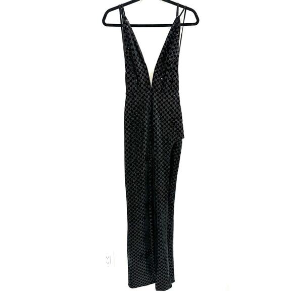 Michael Costello x Revolve Emmanuella Black Sequin Gown With Front Slit. - Picture 4 of 12